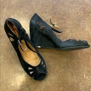 Halogen Black Leather Wedge Shoes / heels 7.5